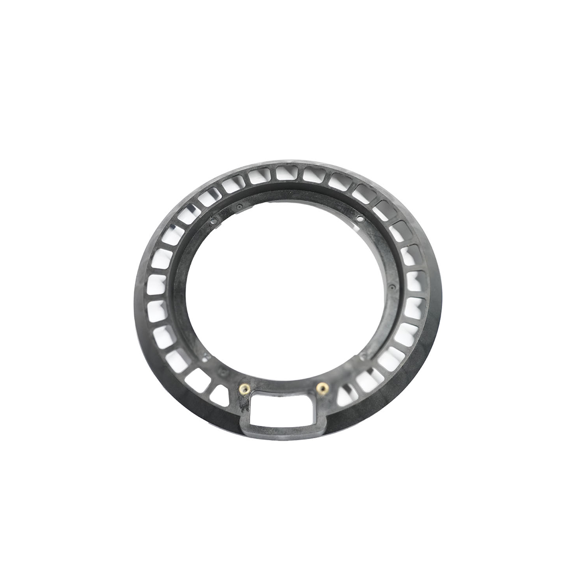 P150 Motor lower retainer